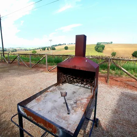 Near Trasimeno With Pool